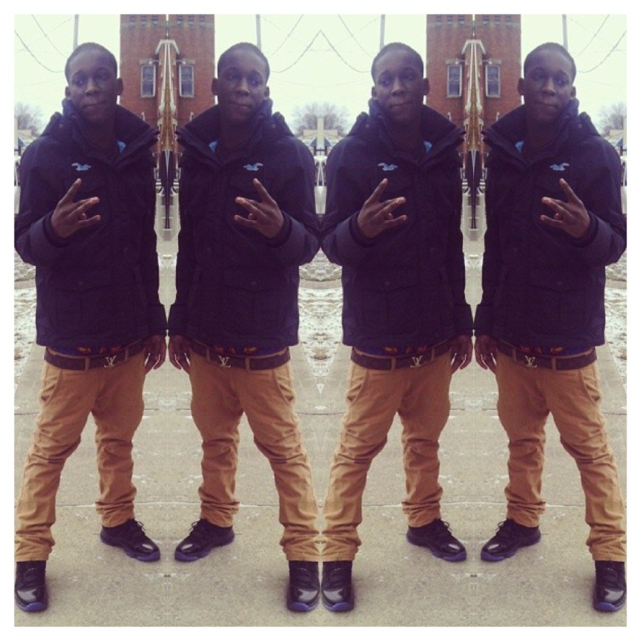 Im Lil Shark , The Zone4 Chief ! Got A Big K , No Hand Guns ! I Shoot Shit , No Movie Clip -RODDY WAS HERE (: