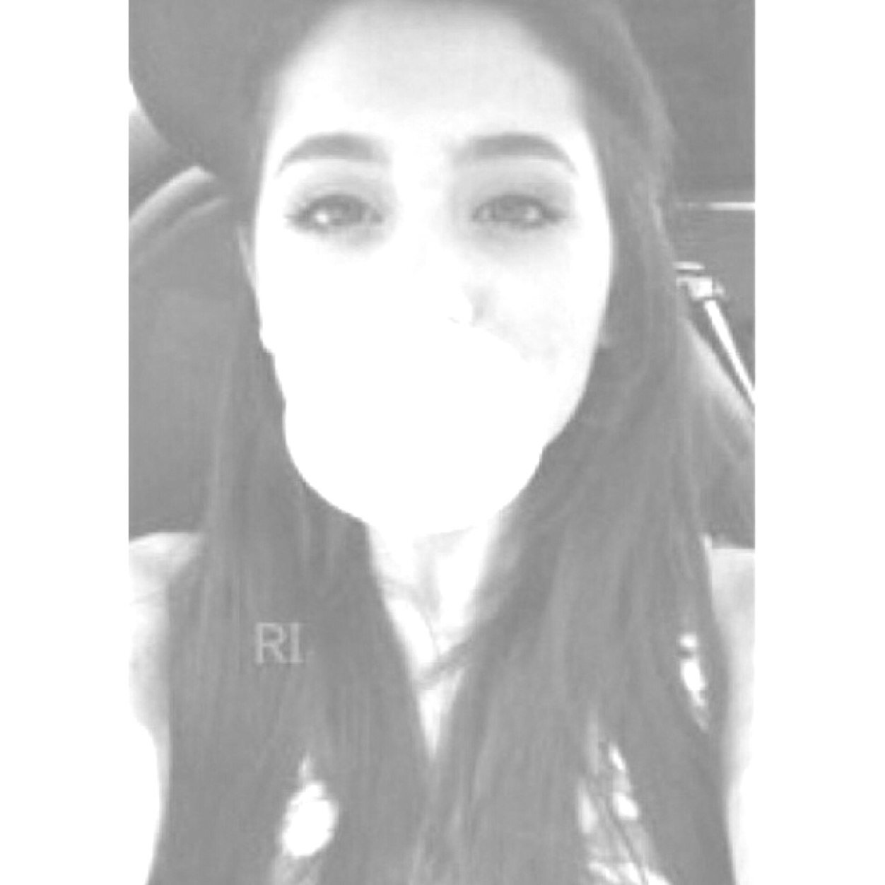 buterapunk's profile picture. don't follow this account. pls follow my friend @grimmiepunk fan account