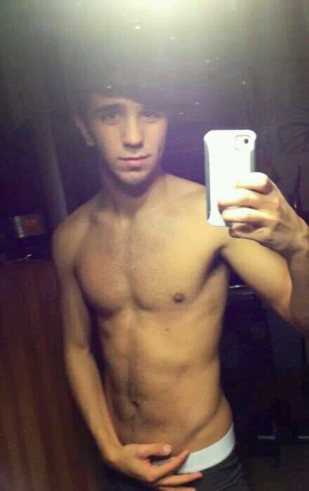 #white_boy #swaggadelic #ladies_man #stoners_club #party_animal