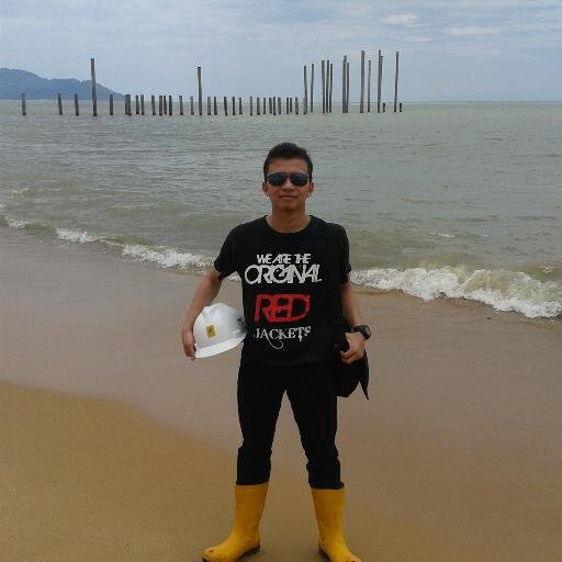 was born 6th Oct,Graduated from Electrical Engineering of State Polytechnic of Bandung (POLBAN) | HML 2010 | Spartan | PT.POSCO ICT INDONESIA | PT.PLN (Persero)