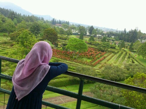 Terbuka, setia, positif thinking, memaafkan.-love is life-