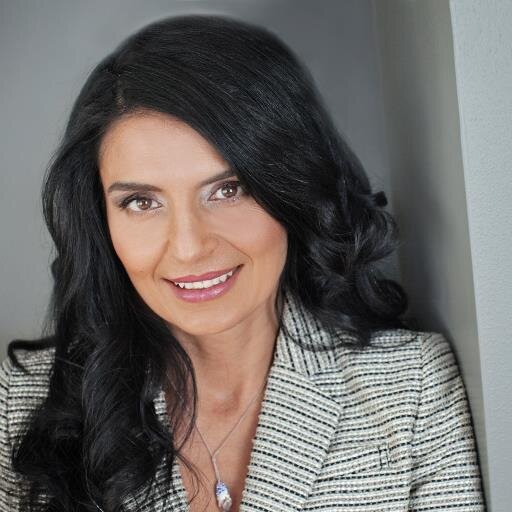 Whether you are buying, selling, or building a custom home, I am the realtor for you! Like my Carmelinda Realty Facebook Page @ https://t.co/AwQTP4L1db