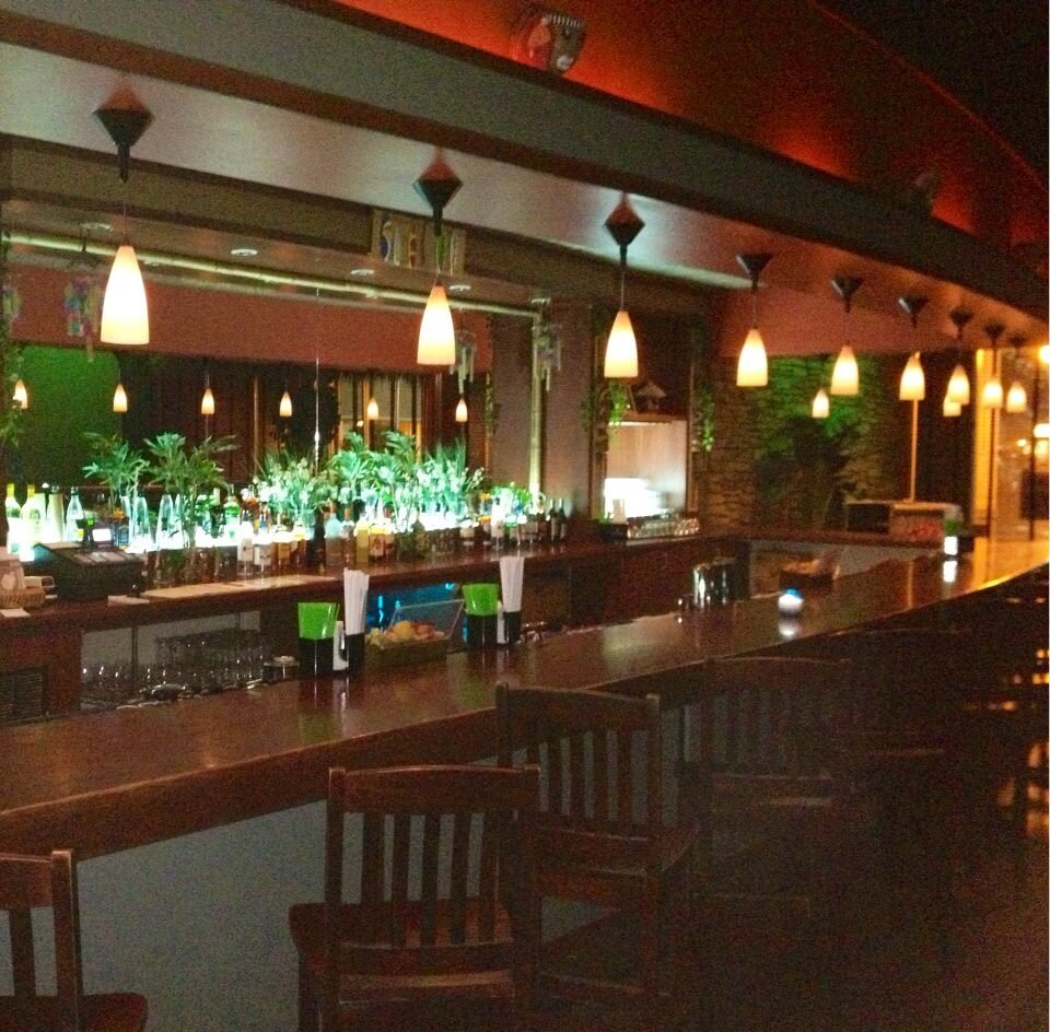 Kona Kai Tiki Lounge, Wood Dale IL.
Tiki bar featuring fabulous tropical drinks, delicious appetizers, and enjoyable music!
334 Georgetown Square