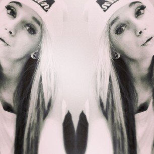 Savannah_Note's profile picture. Hey it's Savannah. Nice meeting you ^_^ 
This is my new account. Yeah,I know I've made lots of accounts. Follow me xx Love cartoons- kinda