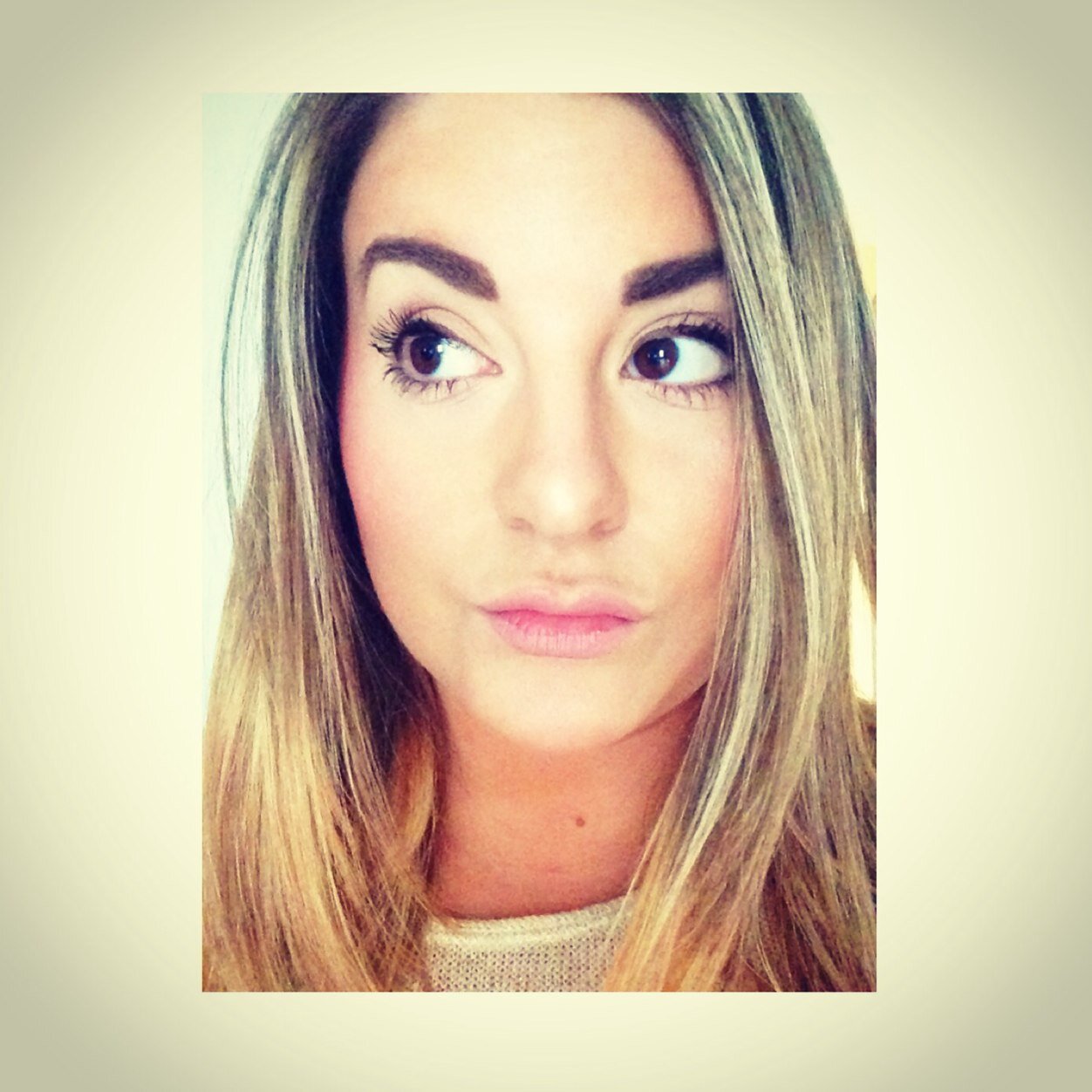 Dreamweaver, Chivette, Daydreamer, Superhero, East coast, Cheesy joke enthusiast,Supplement junkie, Gym addict, 100% British