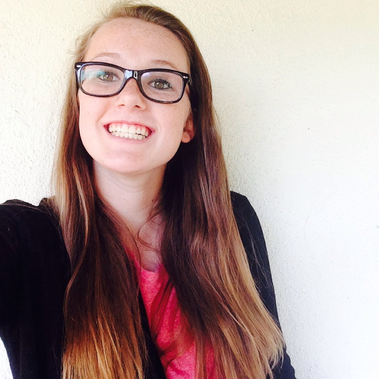 hollyystoner's profile picture. 