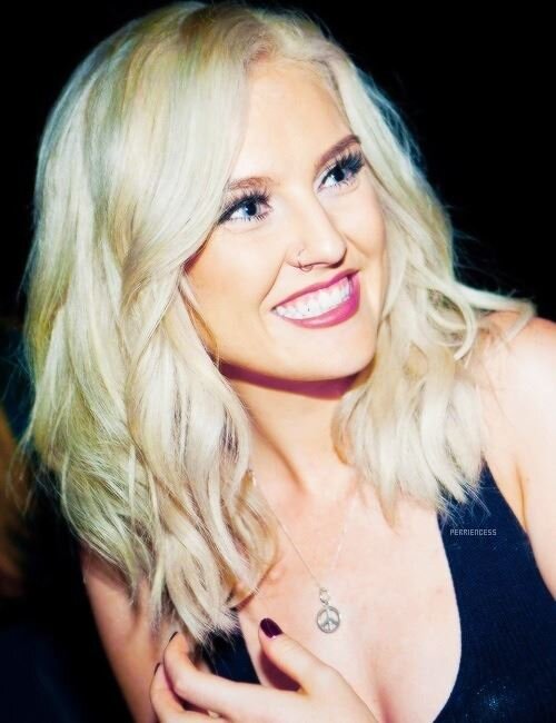 Follow me on @1dwithlittlemix or unfollow