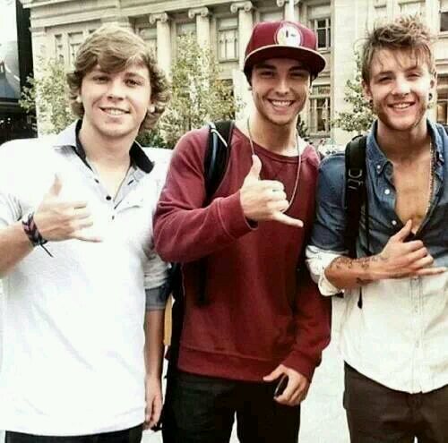 Girls from  @wesleystromberg @KeatonStromberg  and @DrewChadwickE3  I love this boys