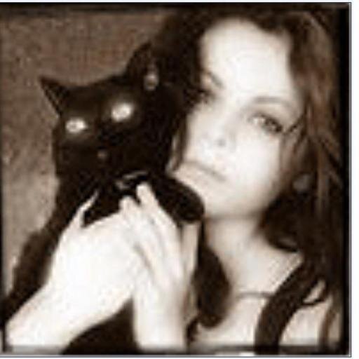 alisacosm's profile picture. 