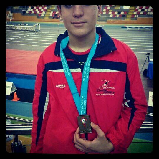 Atleta del coruña comarca//3.03.5 en mil//6.54.06 en dos mil// 10.50.39 en tres mil yo solo ^_^