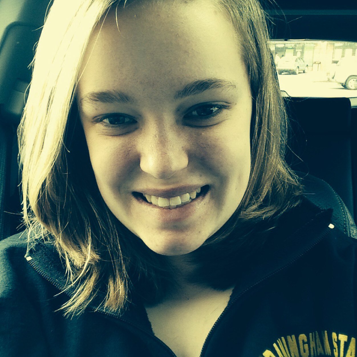 adentre23's profile picture. Always be a first-rate version of yourself, instead of a second-rate version of somebody else.