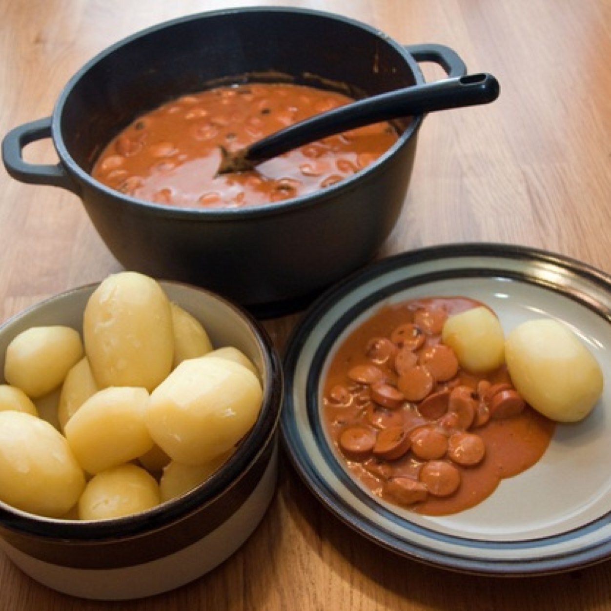 Foodlovers, foodbloggers, professional chefs, teachers,