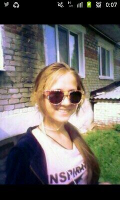 love me like you do   http://t.co/Vlb2IeghV8
