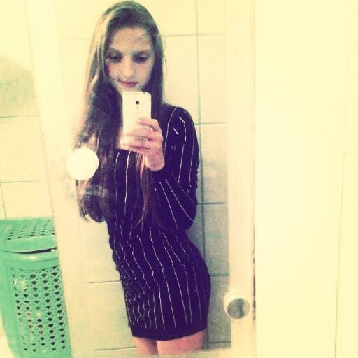 Linda24445623's profile picture. just close your eyes and enjoy the roller coaster that is life :) x