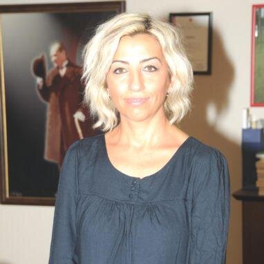 Haber Muhabiri-Gazeteci-Yazı-çizi. Tweetler kişisel görüşlerim, haliyle çalıştığım kurumları bağlamaz.