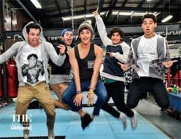 JANOSKIATORS FOREVER !!! JANOSKIANS FOLLOW ME PLEASE, PLEASE, VERY VERY PLEASE !!! XDD