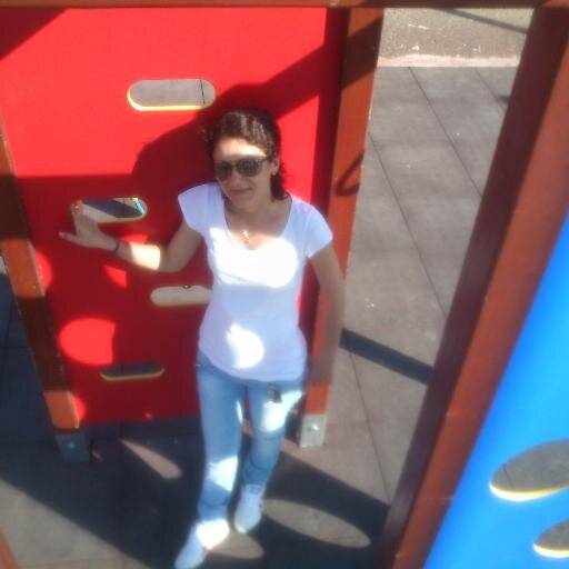 ElenPourou's profile picture. 