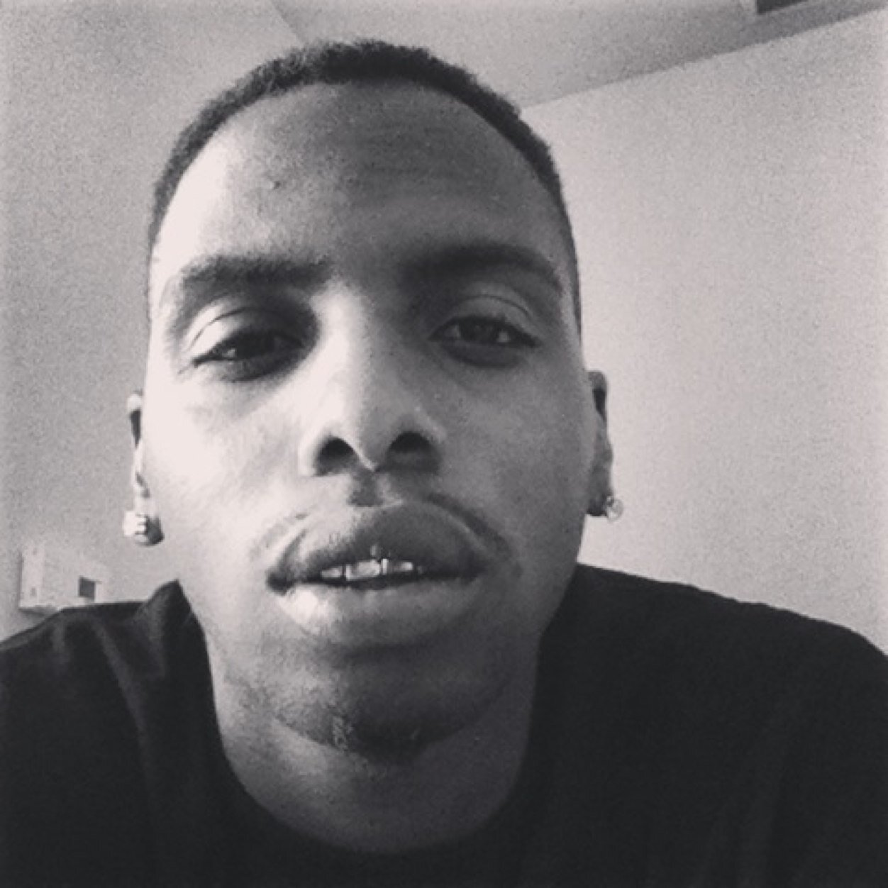 Fresh out da shower laced wit baby powder!!