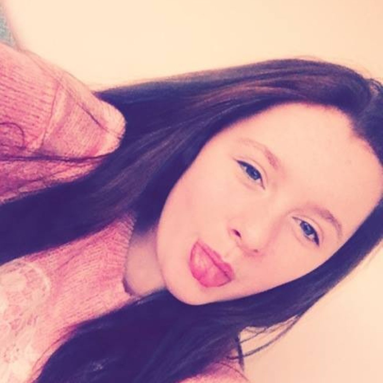 13• Vampie diaries•Instagram•Freinds•Chocolate