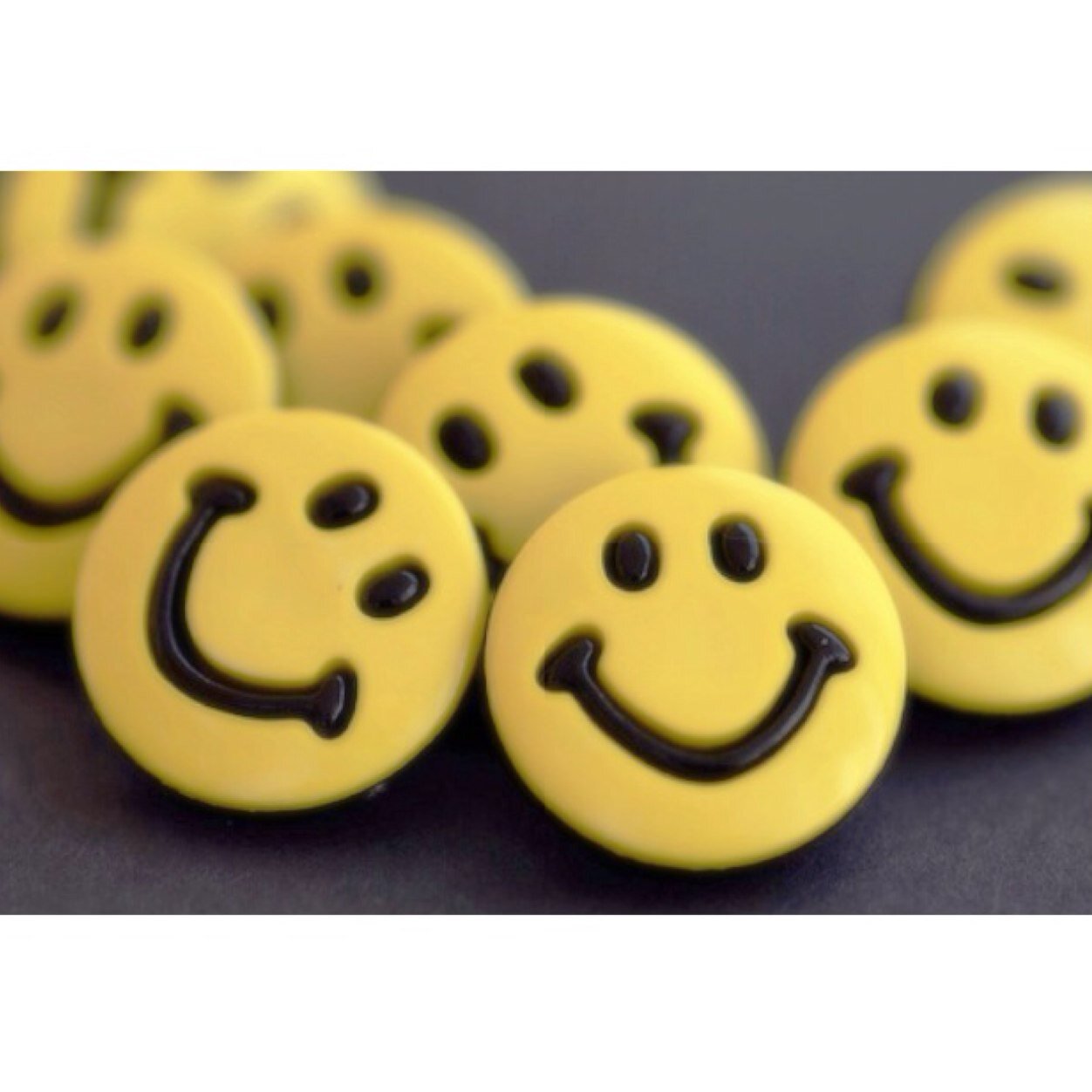 smilebexutiful's profile picture. here to inspire, motivate, help, and spread positivity! stay beautiful and don't forget to smile!