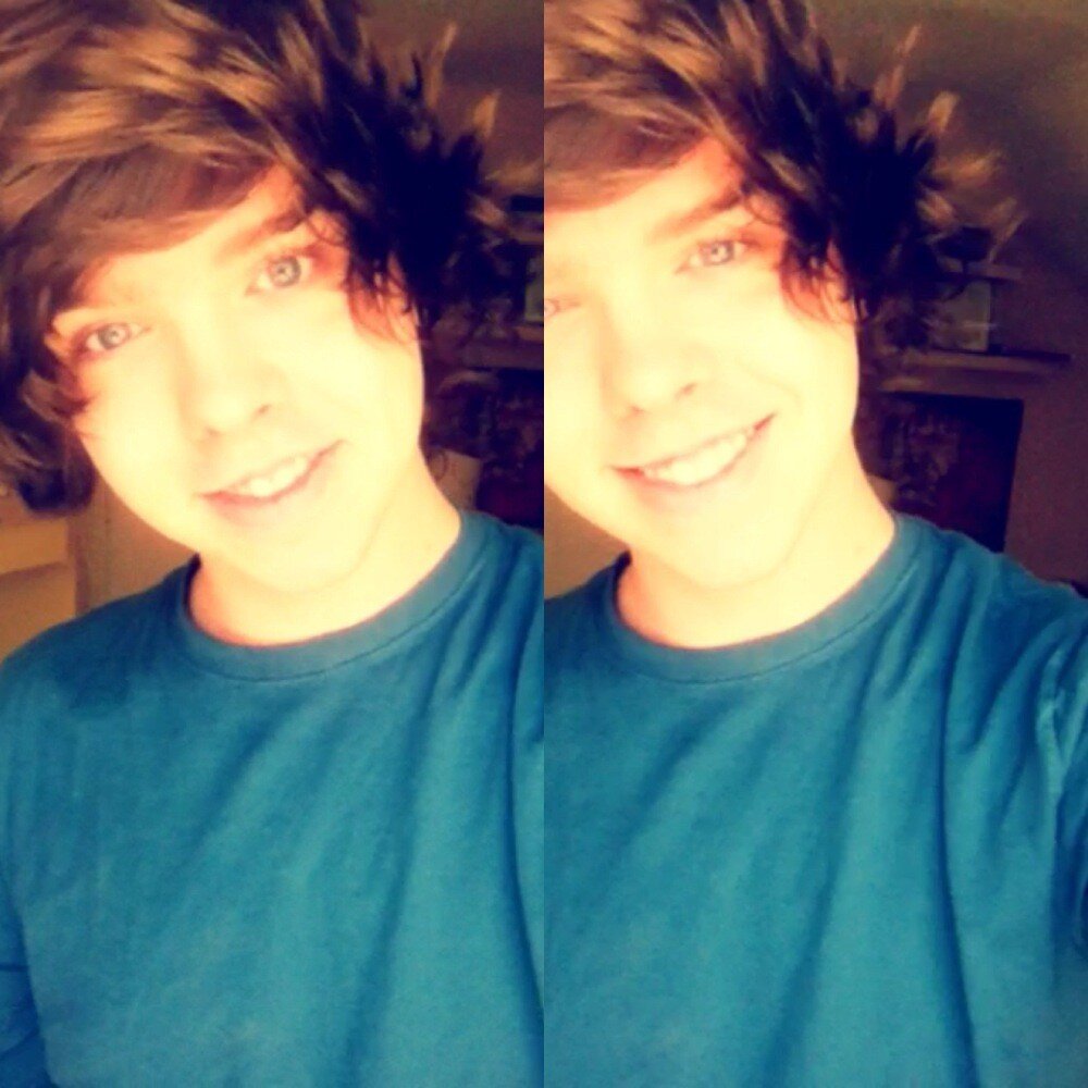 DannyEdgeTwerk's profile picture. Member of Exclamation Points fandom... good luck to them on magcon!