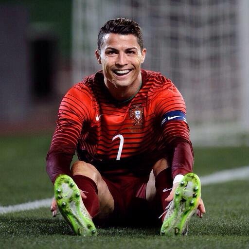Het Officiële Nederlandse Cristiano Ronaldo Fan-Account. Vine: @CristianoVines_ #TeamRonaldo
