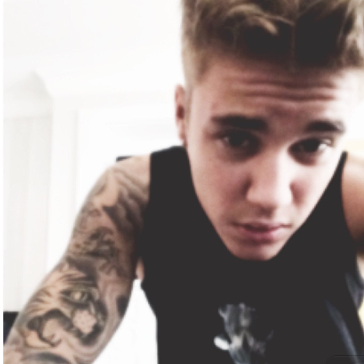 selsgrxnde's profile picture. saved acc for @kidrauhlslayed