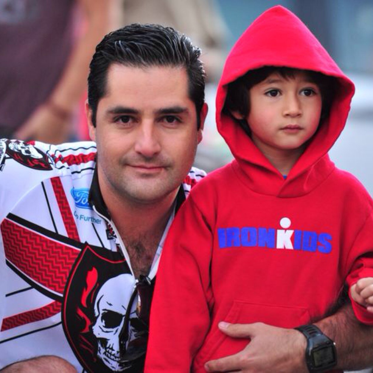 Niño feliz y creciendo cada dia aprendo cosas nuevas, mi Papa administra mi cuenta el es IronMan entrenado fuerte y aveces escribe en mi cuenta. Y amo a mi Mama