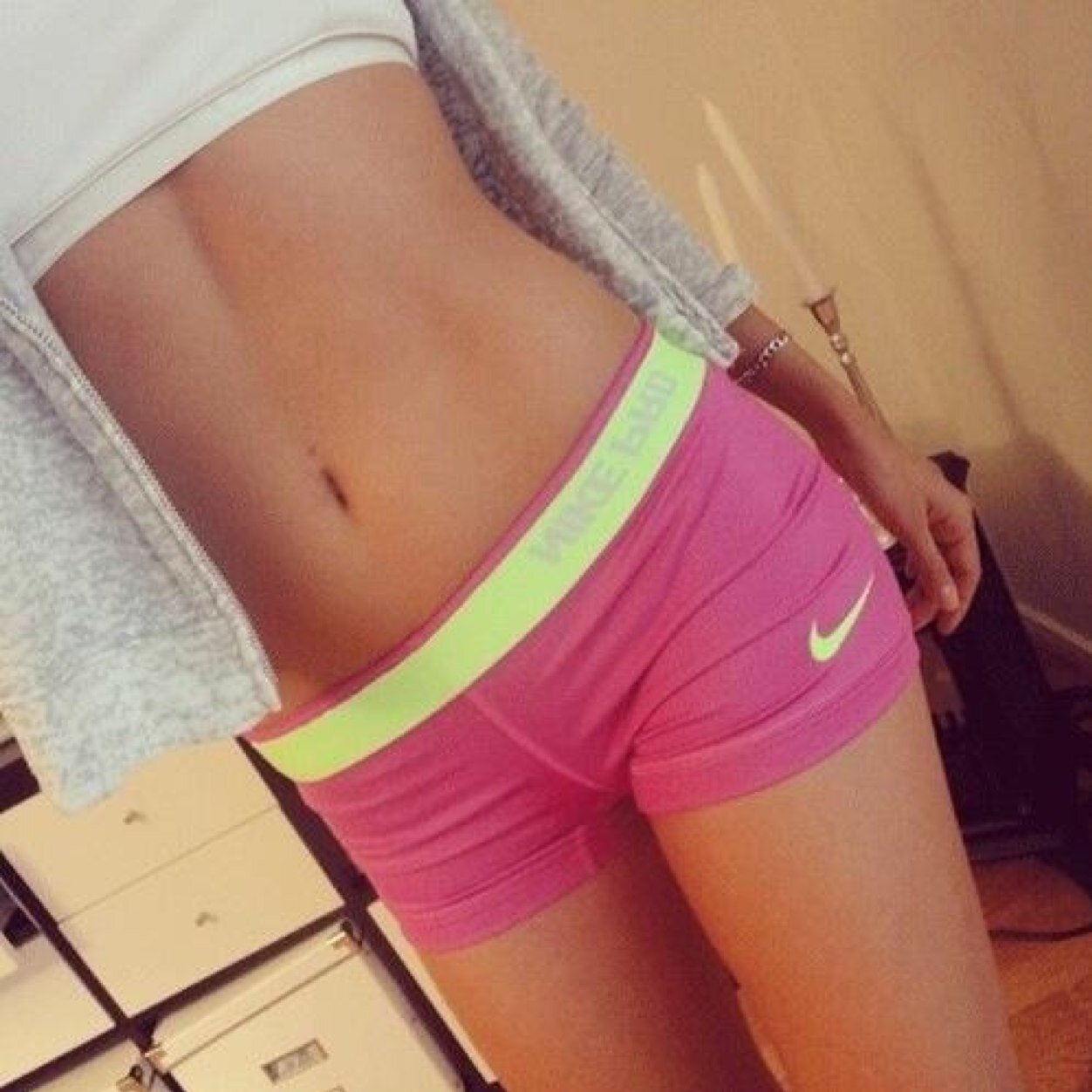 Your daily reminder to stay fit & healthy!