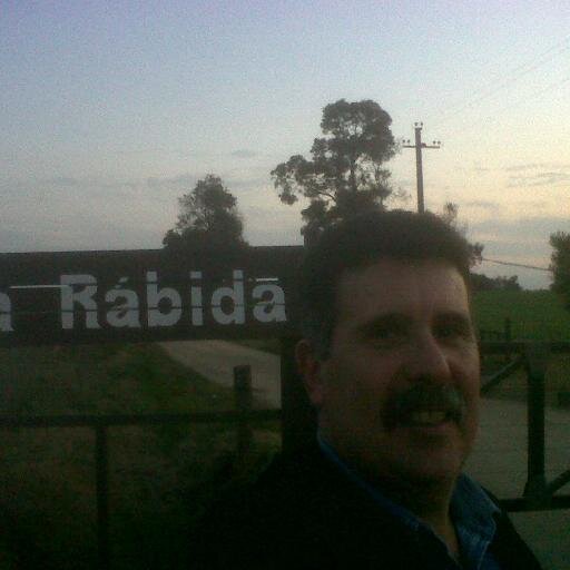 Tengo una oficina de seguros , dentro del estudio de mi esposa la arquitecta Liliana  bidegian en ciudad de libertad , san jose,- uruguay -sud america.