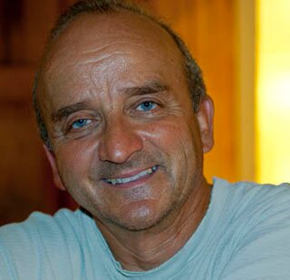 ricric3016's profile picture. Visual Storyteller and smile specialist.