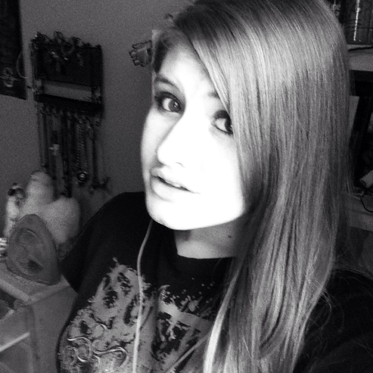 ThatFrenchGirl3's profile picture. I'm not actually French._.