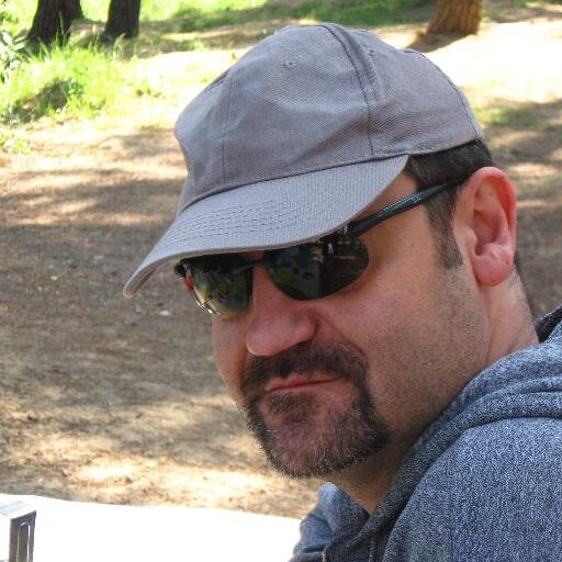 MUHENDIS_MURAD's profile picture. Sosyalist, 
Makina Mühendisi,               AB Rh+,
Takip edeni, benim kafada ise takip ederim.