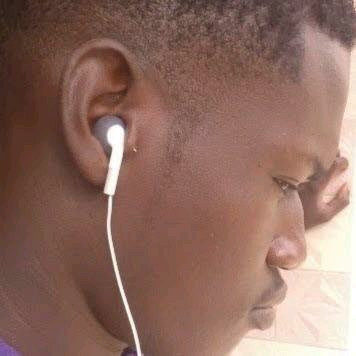 Azizabdoul92BA's profile picture. 