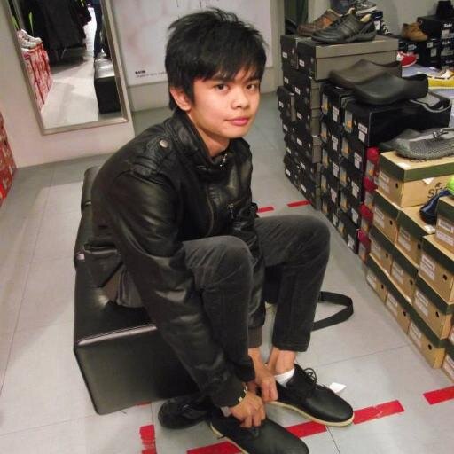 DLSU Student, Future Historian, Bookworm, Mysterious