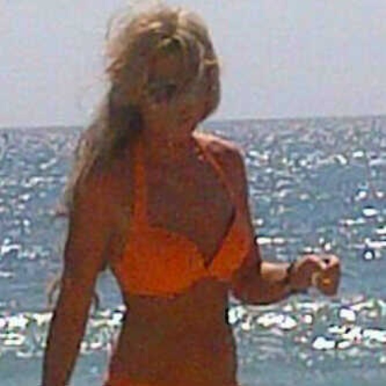 xxvikkixx01's profile picture. (¯'v´¯) ♥♥♥♥♥♥♥♥♥ .'·.¸.· ¸.·´ Coco Chanel A Girl Should Be Two Things Classy & Fabulous..♥ ♥ ♥. 75b333e9 ☆