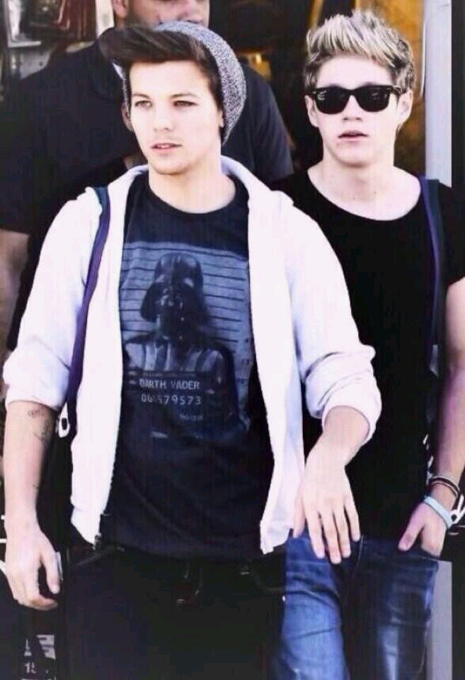 this is a free follow c: but follow @payneslollypop . I FOLLOW BACK.