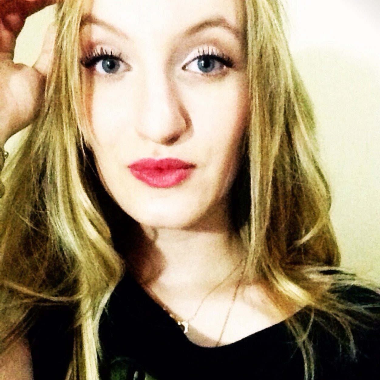 gistroya Profile Picture