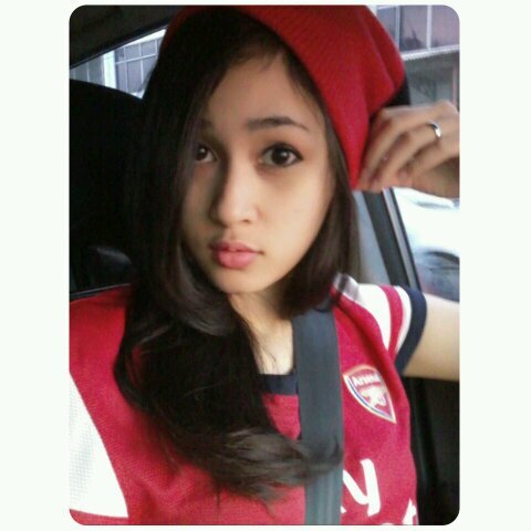 veny021's profile picture. part of miss celebrity 2008 | part of top ten hi-lo models 2010 | part of miss indonesia 2011 | proud to be a gunner ♥