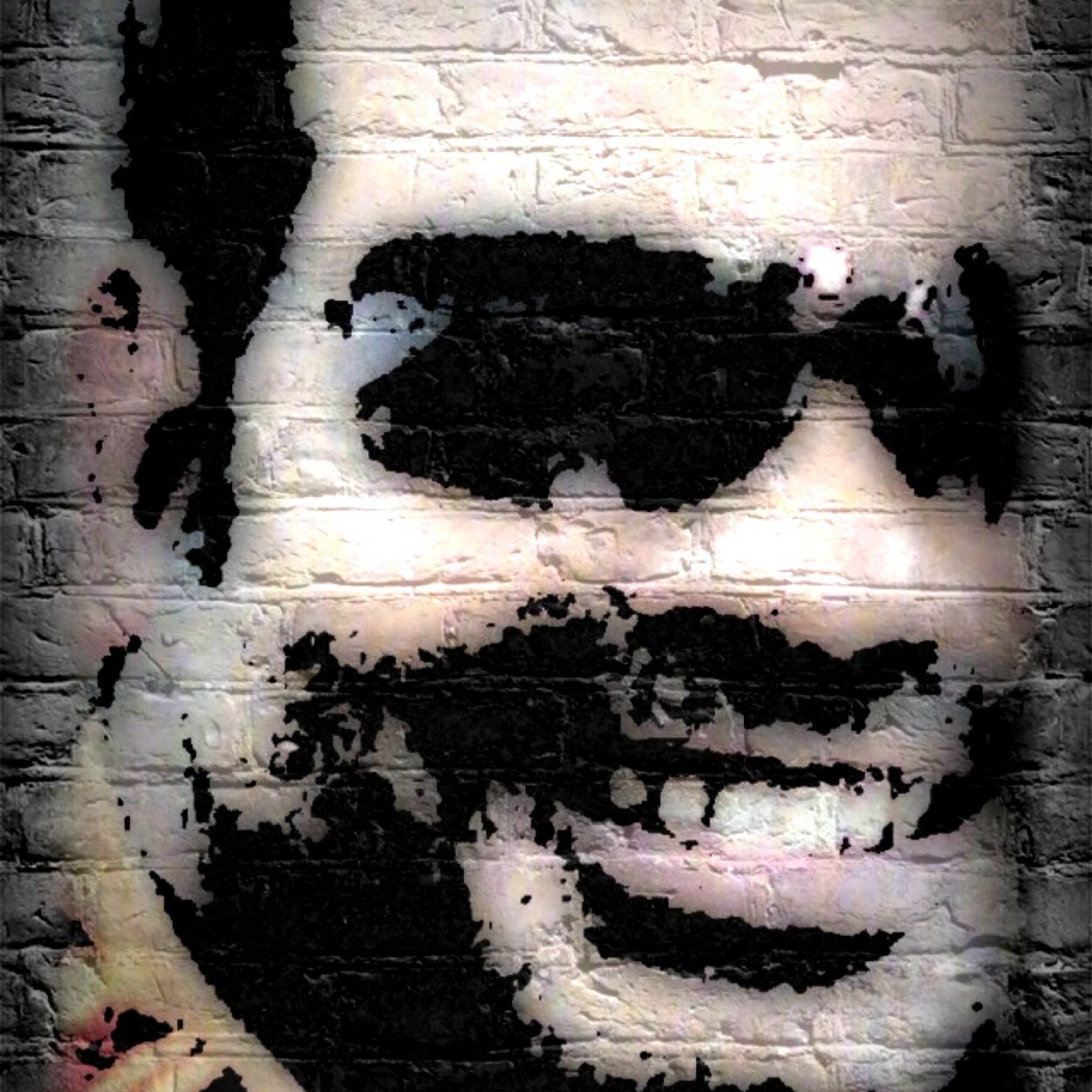 : لآ أُريد غير أن أكُون شيء جمِيل بـ حيآة كل إنسآن ألتقِي بہ ♡