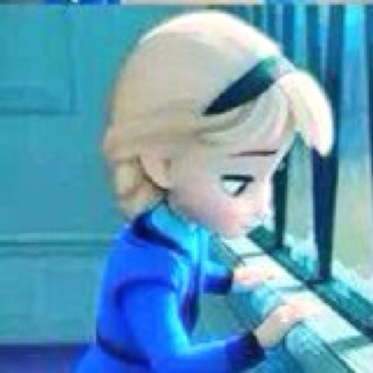 Im Elsa. Im Anna's Older Sister. Conceal Dont Feel. I Have To Stay Away From Anna but I really wanna build a snowman!! {Elsa Is Ages: 5-11}