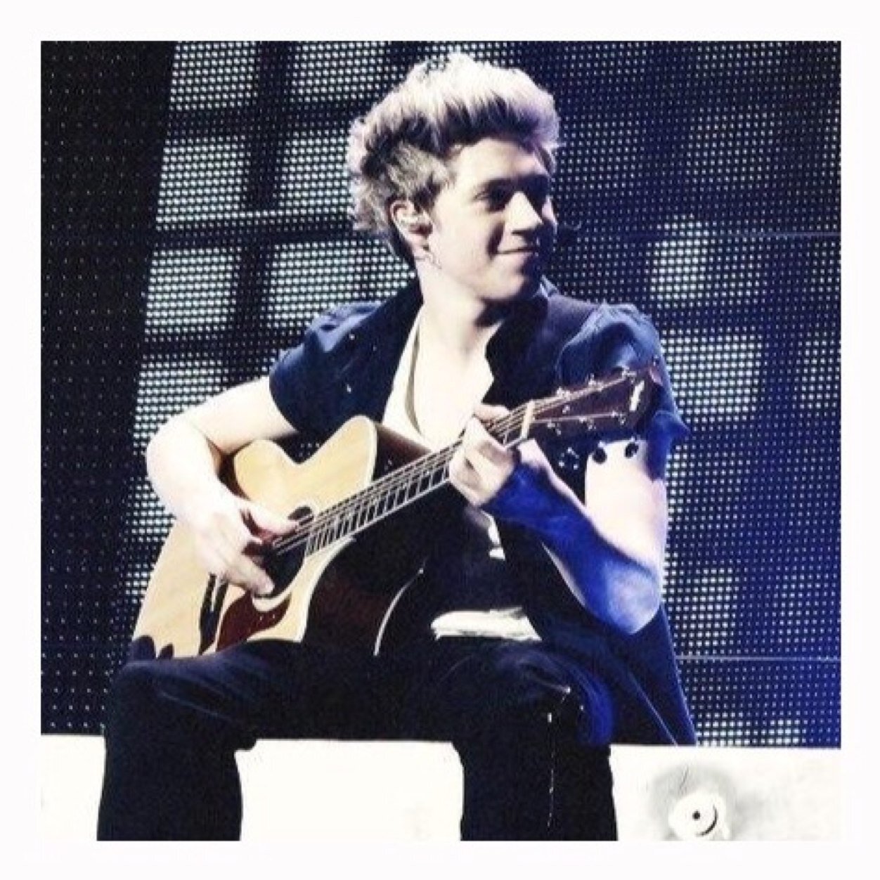 playingtguitar's profile picture. bc its t craic!