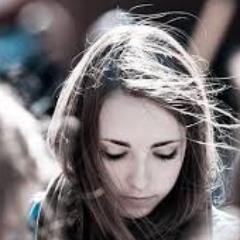 That b*tch you bullied doesn't care. But she's Frostlinson.
