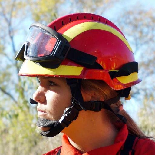 Futura militar, Católica, Madridista y adicta a España y sus costumbres. ¡Me encanta la vida y poder disfrutarla! Portavoz de @2014fearless