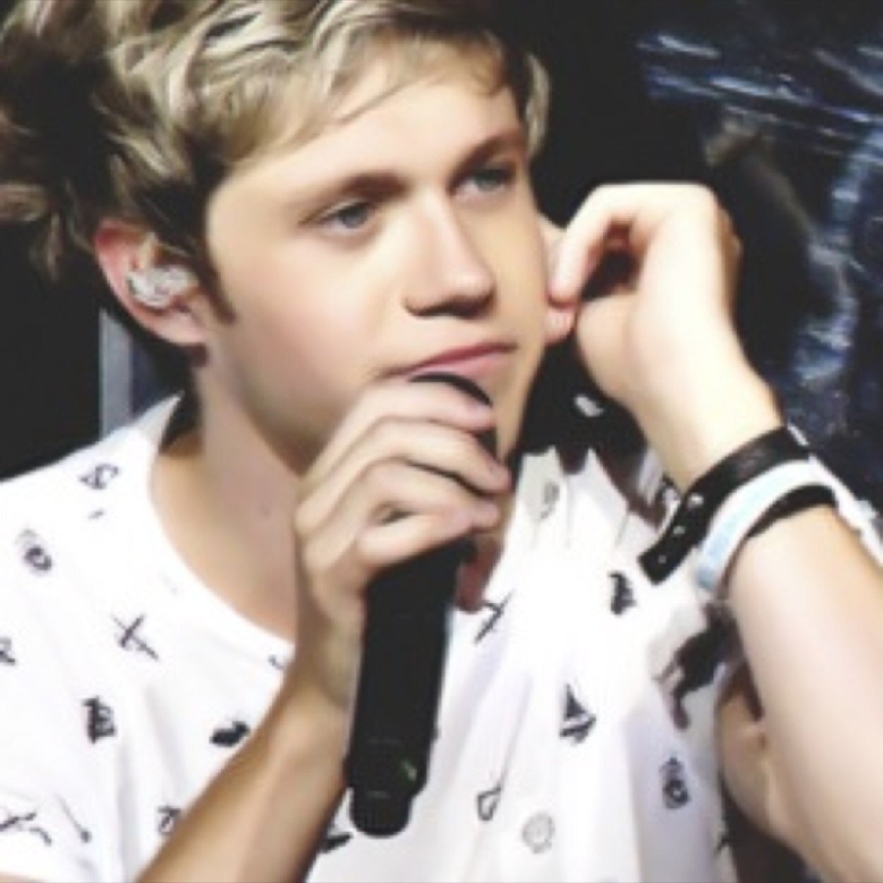 nialljhoran__rp's profile picture. ehy there! niall horan here. one fifth of one direction!