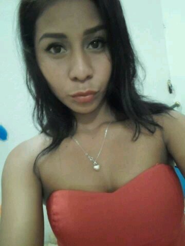 soy tierna, sencilla, sincera y divertida, super fan de German Montero :P  ♥ Lo amooo ♥