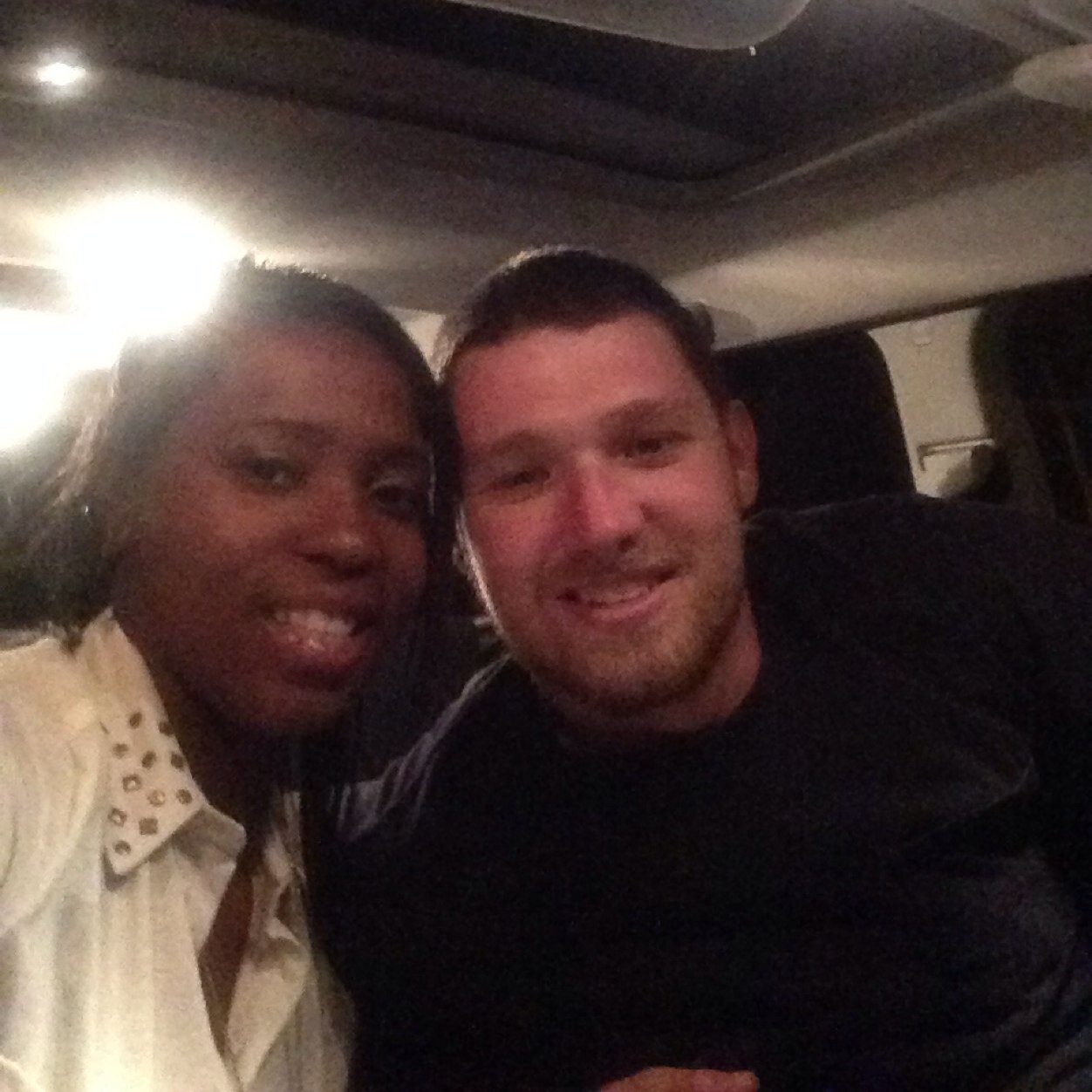 Snow8ball's profile picture. Lineman