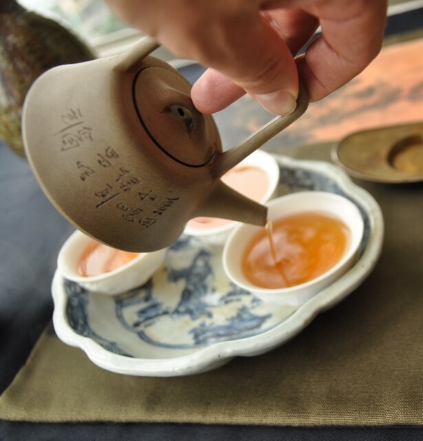 French-German, I live in beautiful Taiwan since 1996. My blog, https://t.co/Kmk5j8aCK0, explores the world, culture and history of tea.