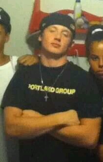 Born & raised in Waltham, MA.  Dedicated/Proud Mother to three handsome son's. Anything else u want to knw feel free to ask :)