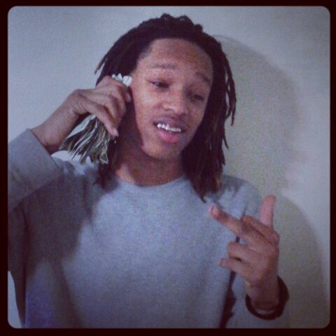 Yung Nigga w/ Alot of Money SC @datniggaonwat Rap Name Mel Sucka Free #FirstClassMusic #Mil Town Born &Raised